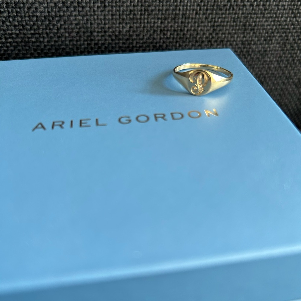 Ariel Gordon classic gold pave signet ring